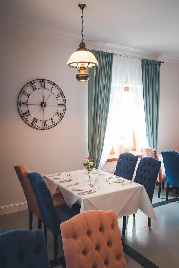 Novopolska - Hotel I Restauracja Косьцян Экстерьер фото
