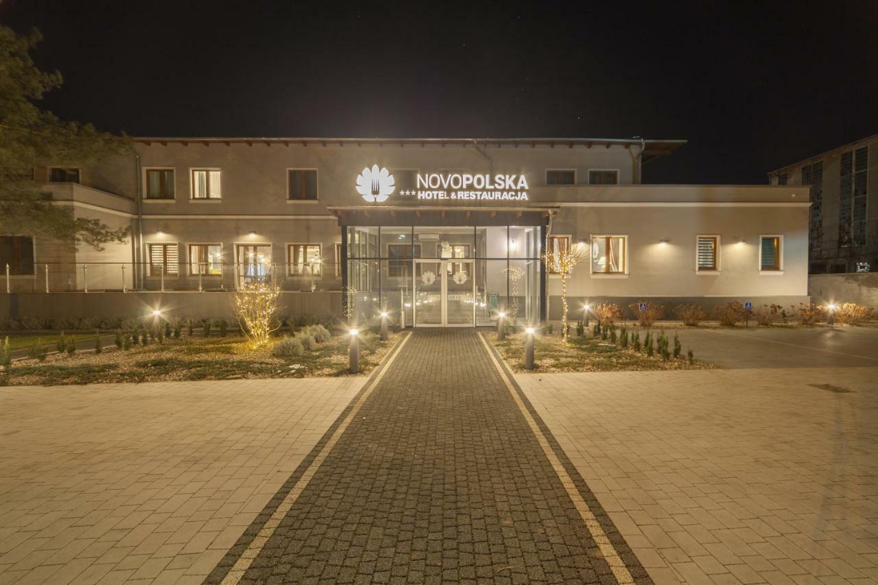Novopolska - Hotel I Restauracja Косьцян Экстерьер фото
