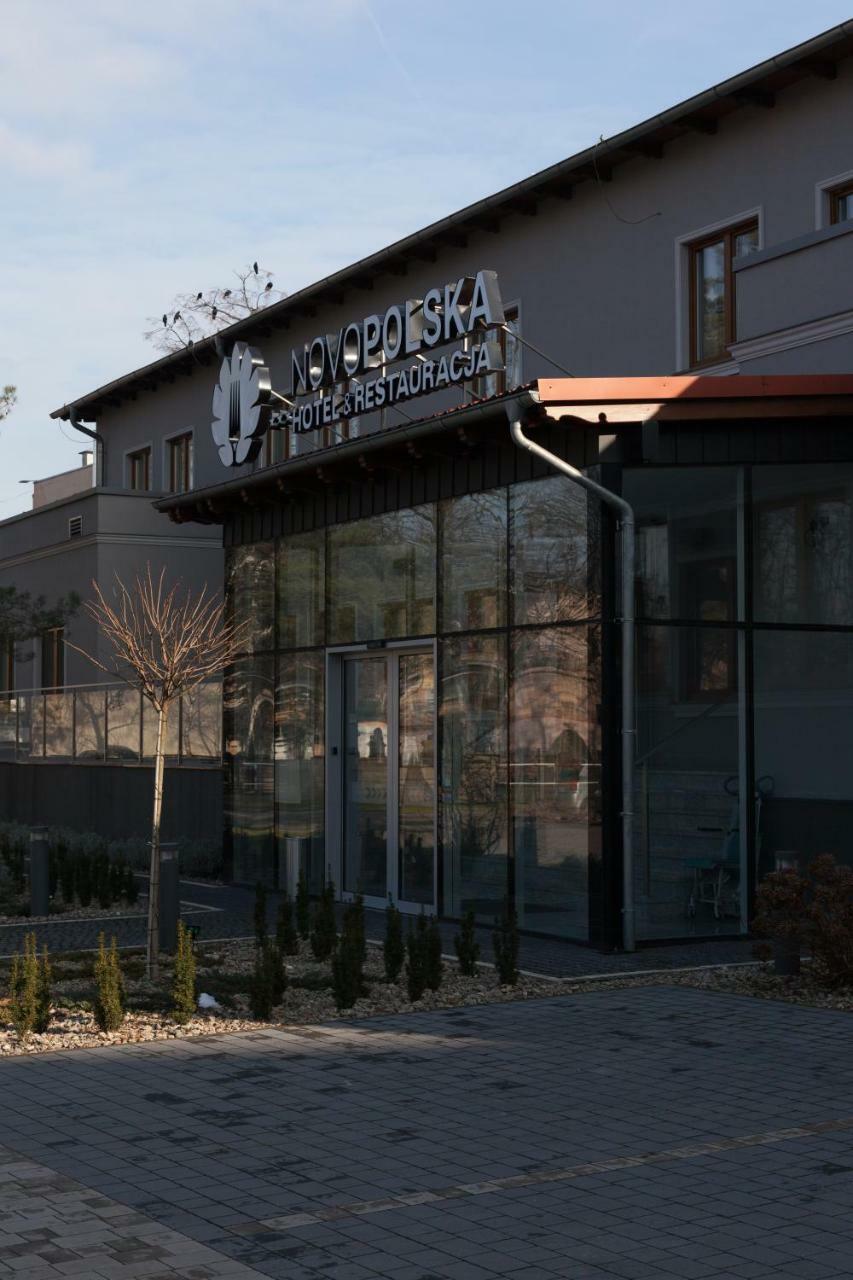 Novopolska - Hotel I Restauracja Косьцян Экстерьер фото