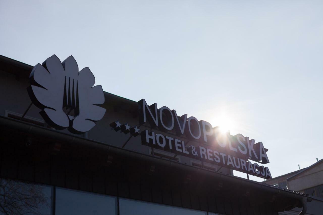 Novopolska - Hotel I Restauracja Косьцян Экстерьер фото